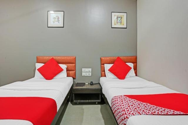 Hotel Amfahh - Andheri West Railway Station Bombay Extérieur photo