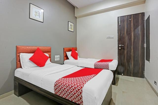 Hotel Amfahh - Andheri West Railway Station Bombay Extérieur photo