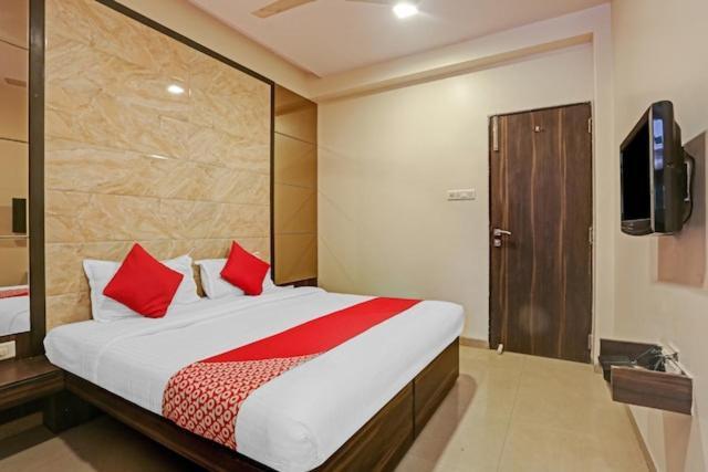 Hotel Amfahh - Andheri West Railway Station Bombay Extérieur photo