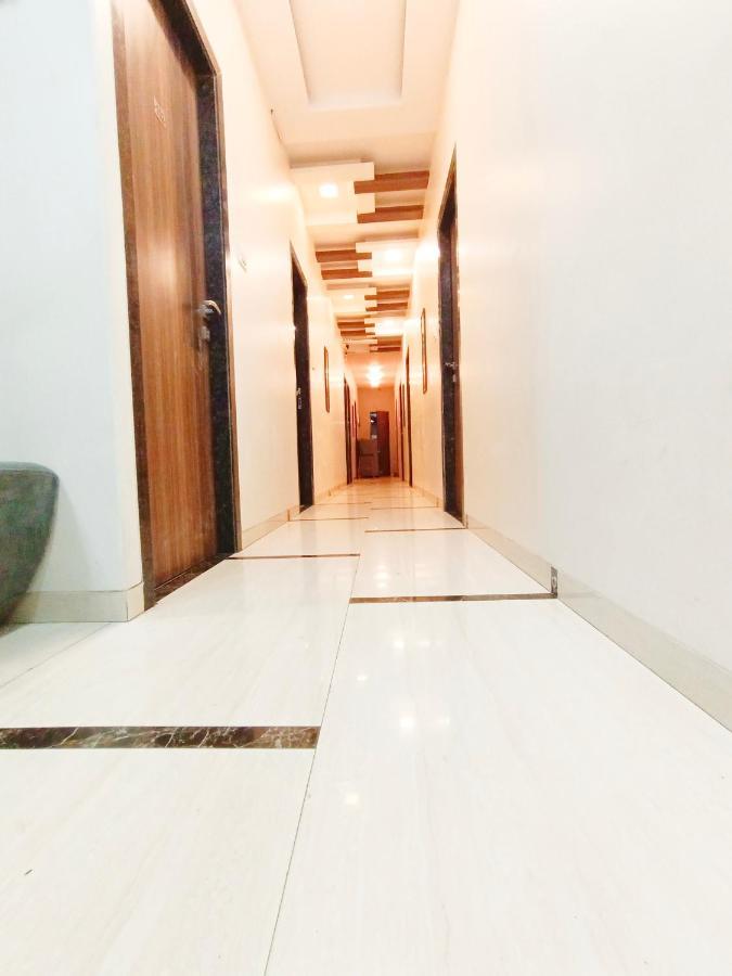 Hotel Amfahh - Andheri West Railway Station Bombay Extérieur photo