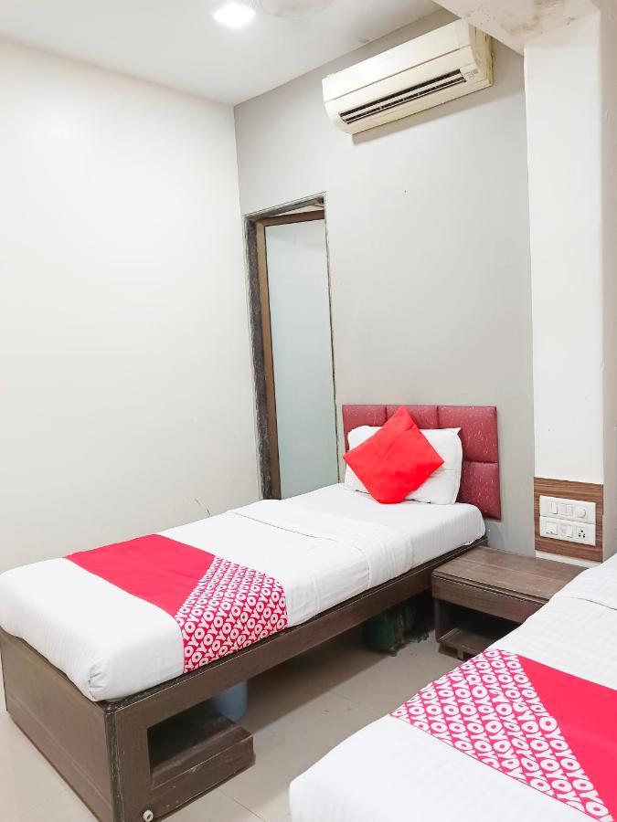 Hotel Amfahh - Andheri West Railway Station Bombay Extérieur photo