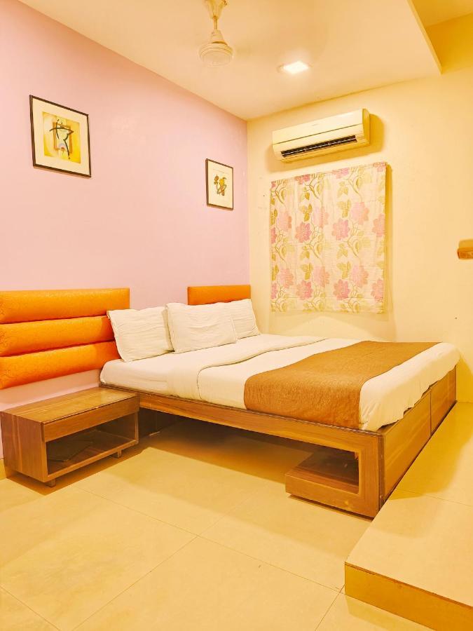 Hotel Amfahh - Andheri West Railway Station Bombay Extérieur photo