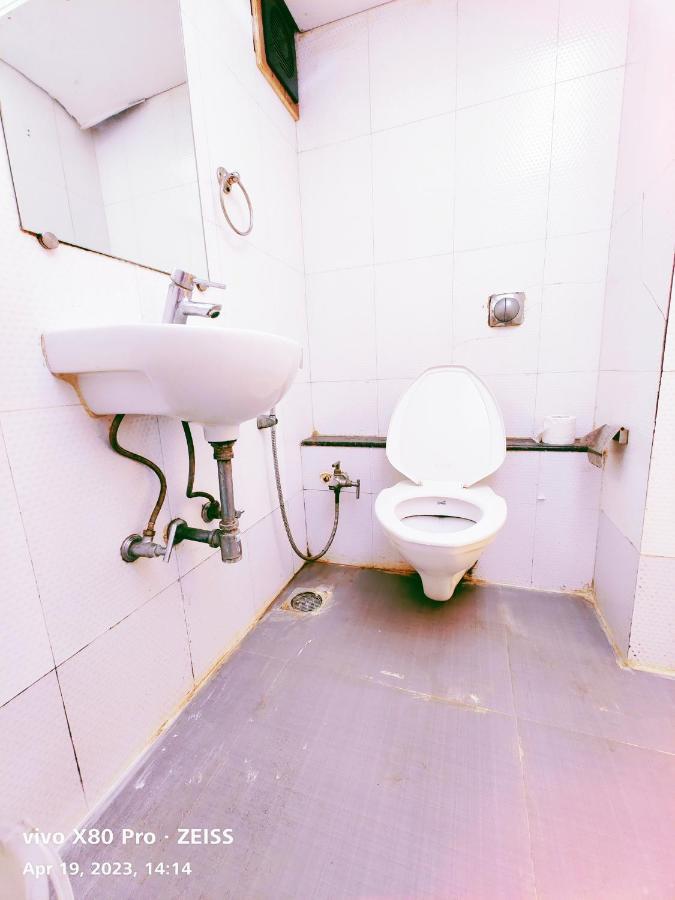 Hotel Amfahh - Andheri West Railway Station Bombay Extérieur photo